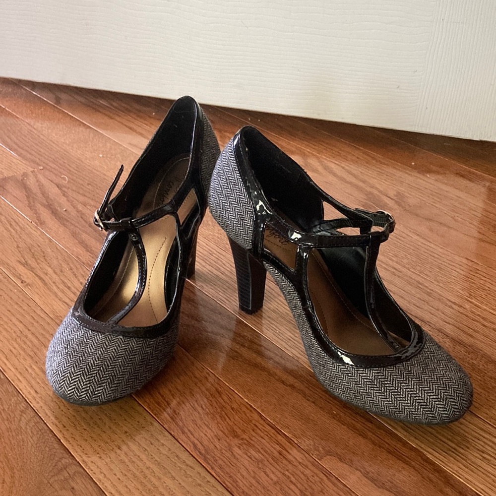 Black heels